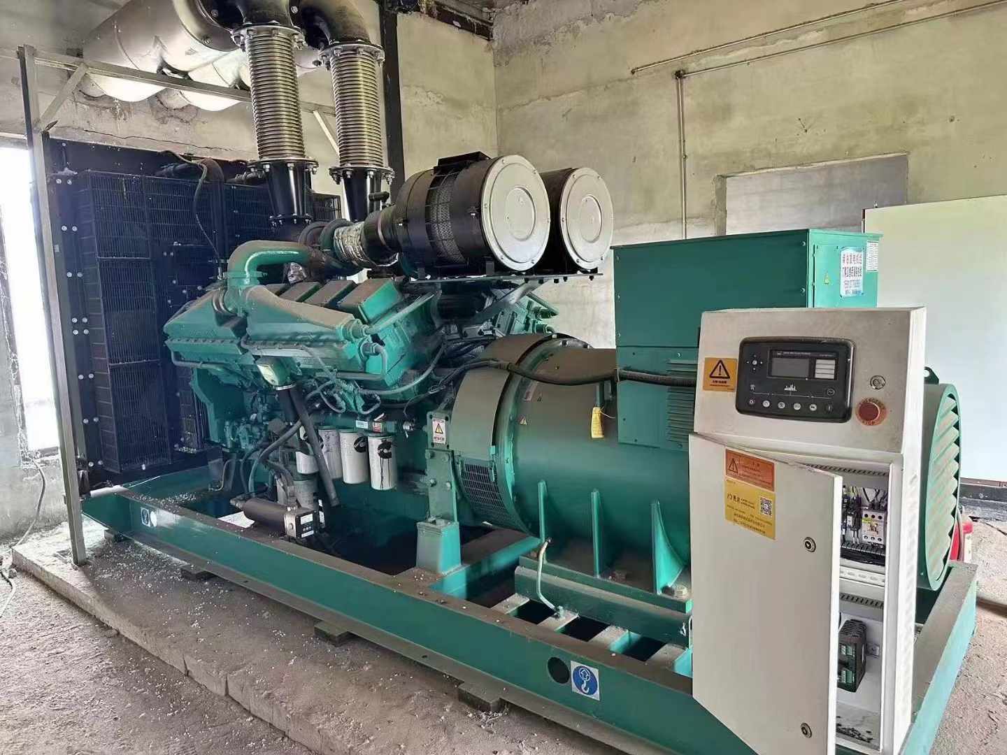 浈江无功补偿装置的性能评估需要考虑哪些因素？