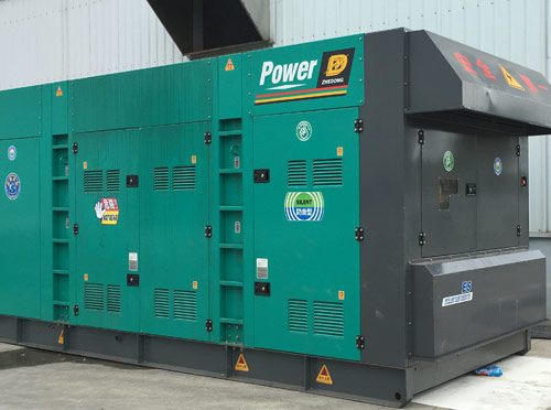 浈江升级发电机组的过程中需要注意哪些安全事项？