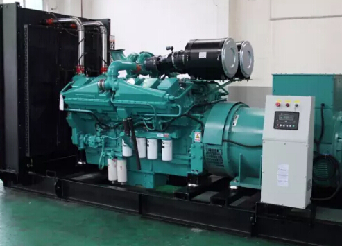 浈江发电机如何选择合适的除垢剂来清洗水冷式机油散热器？